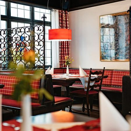 Brauereigasthof-Hotel Roter Ochsen Елльванґен Екстер'єр фото